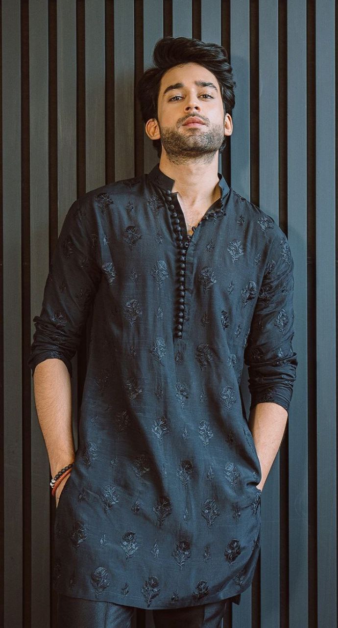 CELEBRITY MEN'S DESIGNER EMBRODRY BLACK KURTA WITH BLACK PAJAMA