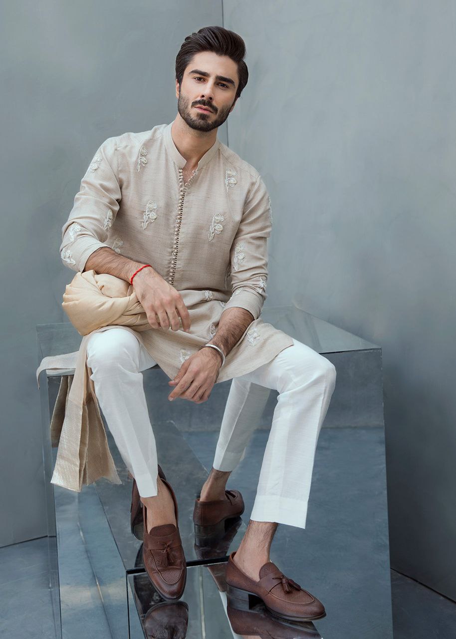 FLORAL MOTIFS EMBROIDERY WORK DESIGNER KURTA WITH PAJAMA FOR MEN'S