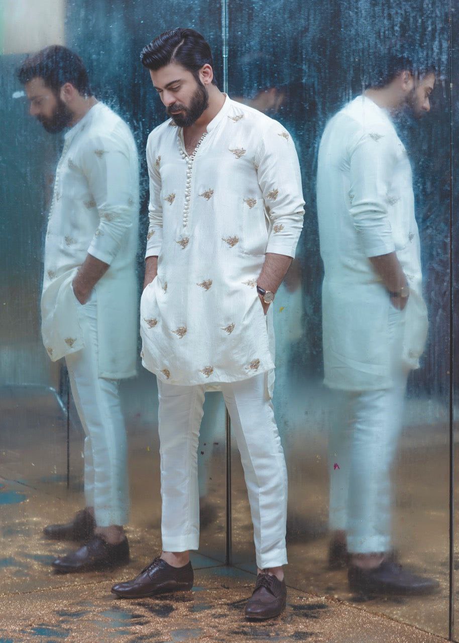 STYLISH WHITE EMBROIDERY WORK DESIGNER KURTA FOR MEN'S