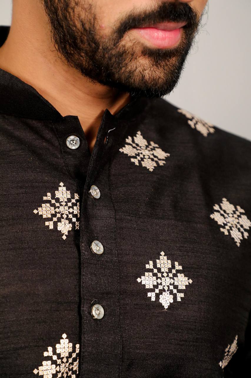 BLACK BUTTI MOTIF SUQUNCE EMBRODERED KURTA WITH PAJAMA