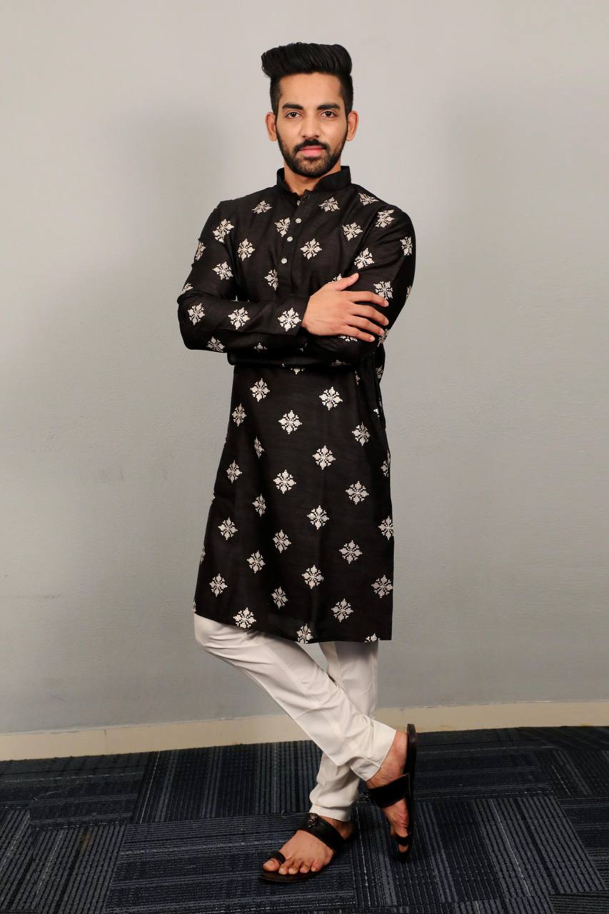 BLACK BUTTI MOTIF SUQUNCE EMBRODERED KURTA WITH PAJAMA