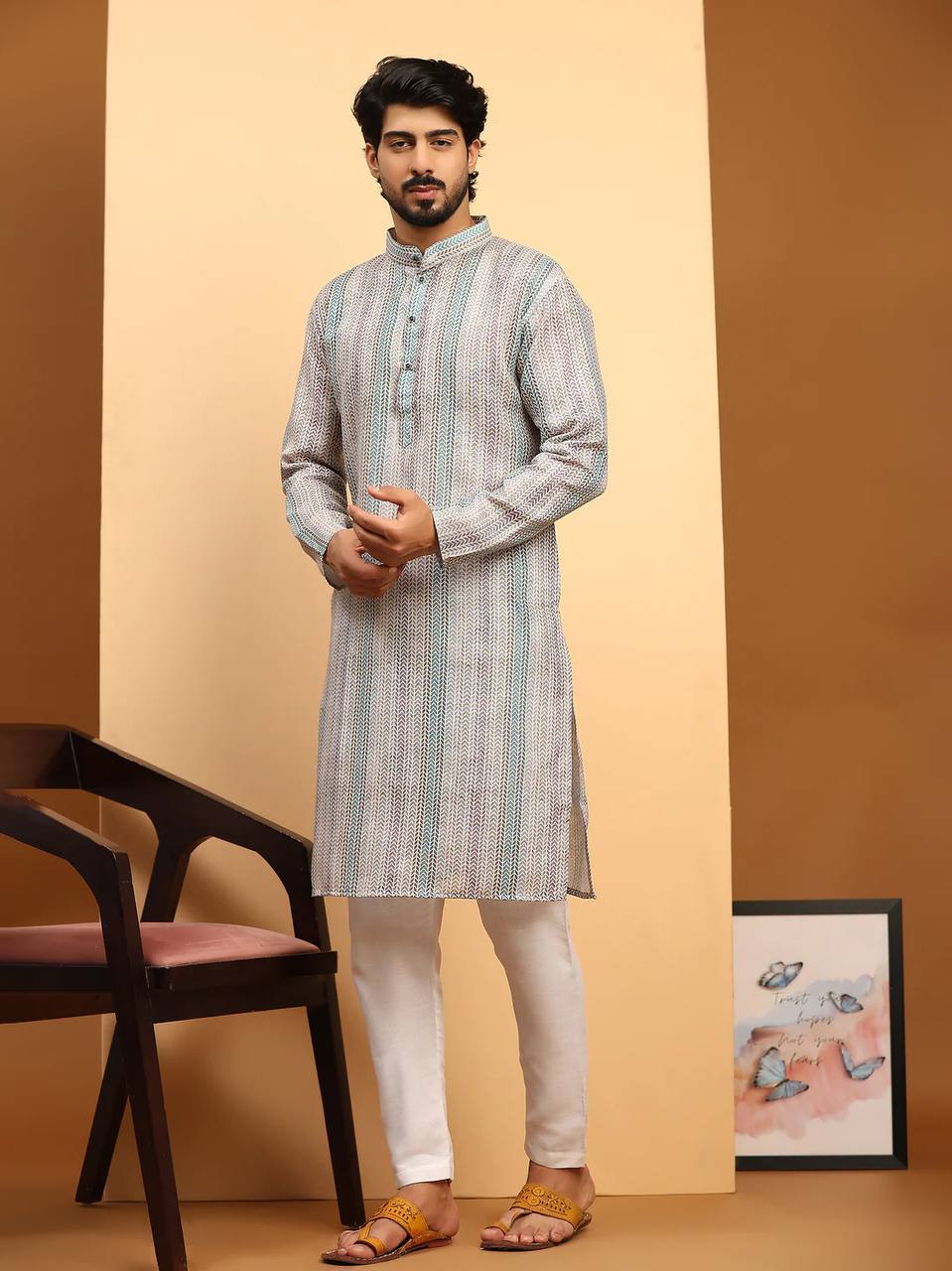 SKY BLUE ZOMETIC PRINTED KURTA WITH PAJAMA SET BY CULTURE KURTA