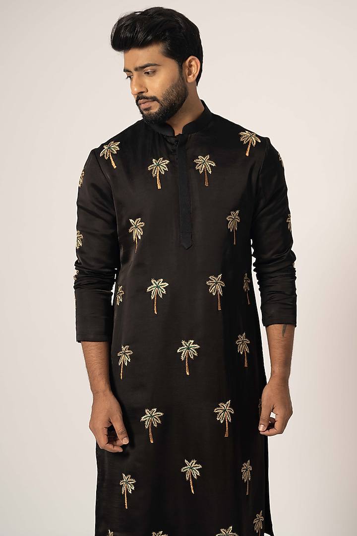 BLACK COCONUT TREE EMBROIDERED WORK KURTA WITH BLACK PAJAMA SET FOR MENS